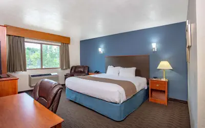 AmericInn by Wyndham Green Bay West