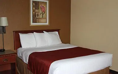 AmericInn by Wyndham West Bend