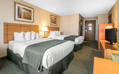 Quality Inn Dubuque on Hwy 20