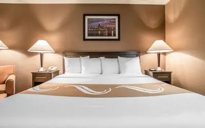 Quality Inn Elgin I-90