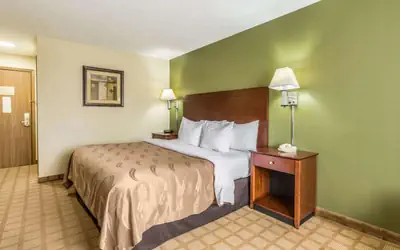 Quality Inn I-74 Batesville