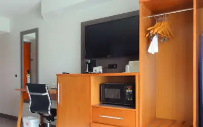 Quality Inn & Suites Raleigh North