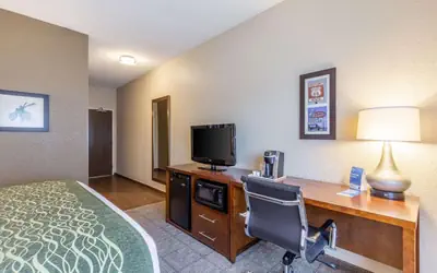 Comfort Inn South Tulsa - Woodland Hills