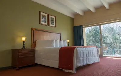 River Terrace Resort & Convention Center