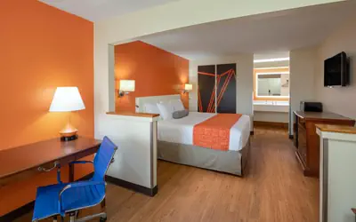 Howard Johnson by Wyndham Savannah GA