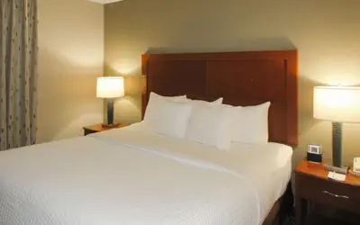 Clarion Inn & Suites Cortland - University Area