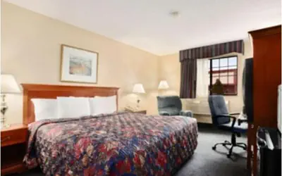 Days Inn by Wyndham Keene NH