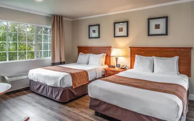 The Inn at 1252 Monterey