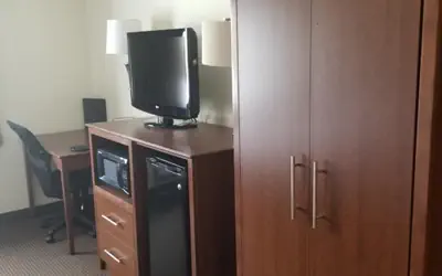 AmericInn by Wyndham Bismarck