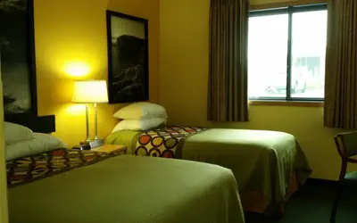 Super 8 by Wyndham Ottawa Starved Rock