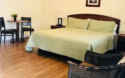 Bella Capri Inn and Suites