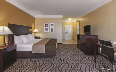 La Quinta by Wyndham Angleton