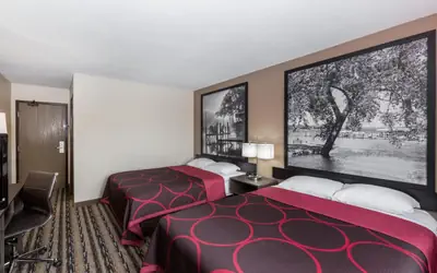 Super 8 by Wyndham Spirit Lake/Okoboji