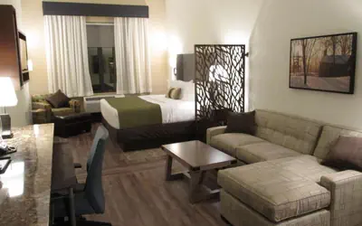 Best Western Plus Franciscan Square Inn & Suites Steubenville