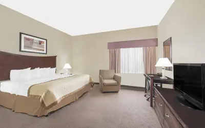 Baymont by Wyndham Snyder