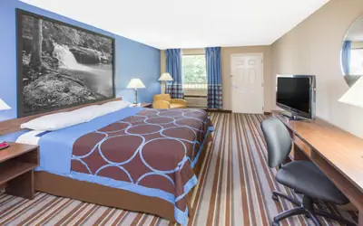 Super 8 by Wyndham Dothan