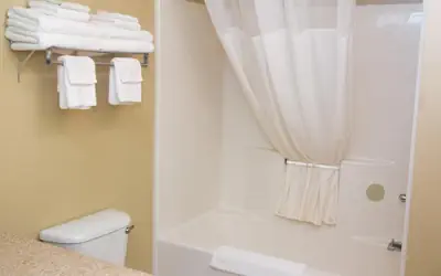 Country Inn & Suites by Radisson, Marion, OH