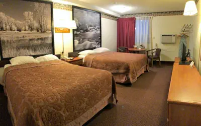 Super 8 by Wyndham Laramie