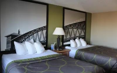 Super 8 by Wyndham Kearney