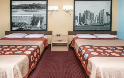 Super 8 by Wyndham Bishop