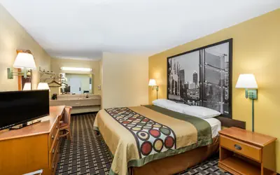 Super 8 by Wyndham Indianapolis-Southport Rd