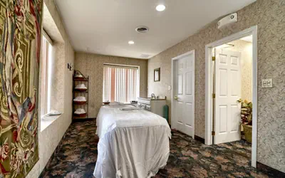 Roosevelt Inn & Suites Saratoga Springs