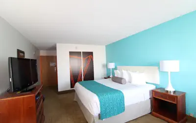 Howard Johnson by Wyndham Evansville East