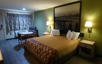 Super 8 by Wyndham Kosciusko