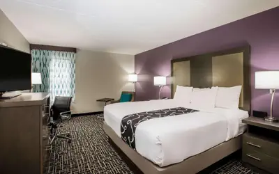 La Quinta Inn by Wyndham Davenport & Conference Center