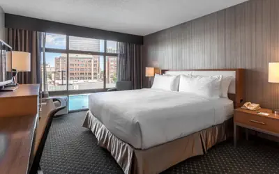 Holiday Inn Chicago North-Evanston by IHG