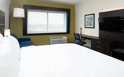 Holiday Inn Express & Suites - Romeoville - Joliet North by IHG