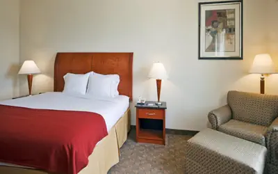 Holiday Inn Express Hotel and Suites Fairfield-North by IHG