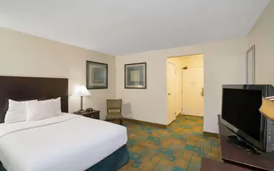 Hawthorn Extended Stay by Wyndham Jackson