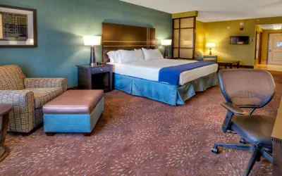 Holiday Inn Express & Suites Pittsburgh SW/Southpointe by IHG