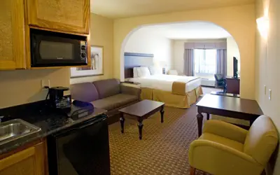 Holiday Inn Express Hotel and Suites Kingsville by IHG