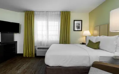 Candlewood Suites Raleigh Crabtree by IHG