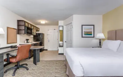 Candlewood Suites Secaucus by IHG