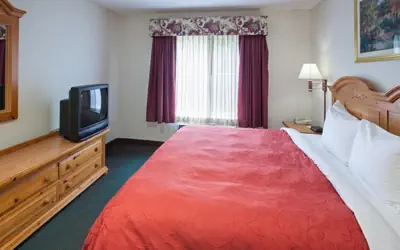 Country Inn & Suites by Radisson, Indianapolis South, IN