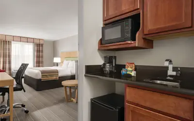 Country Inn & Suites by Radisson, Schaumburg, IL