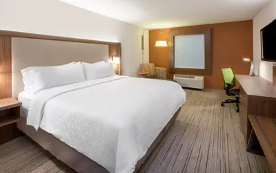 Holiday Inn Express Hotel & Suites Maryville by IHG