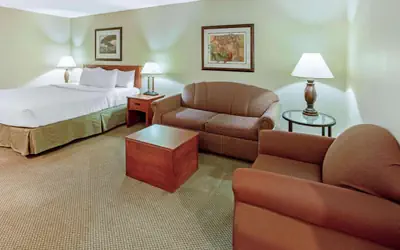 La Quinta by Wyndham Appleton College Avenue