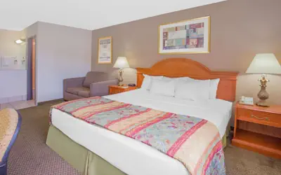 Days Inn by Wyndham Portage Cascade Mountain area