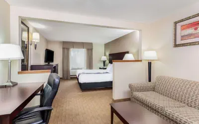 La Quinta by Wyndham Frankfort