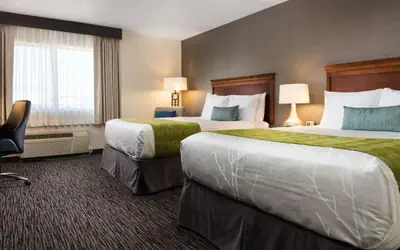 Best Western Plus Landmark Inn