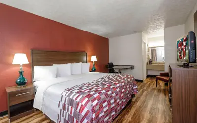 Red Roof Inn Edgewood