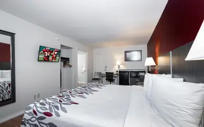 Red Roof Inn Houston North - FM1960 & I-45