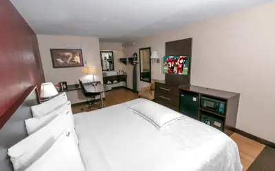 Red Roof Inn PLUS+ Statesville