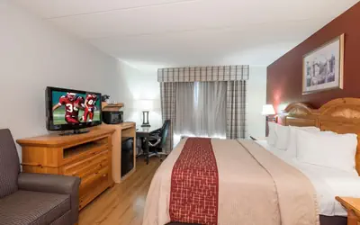 Red Roof Inn & Suites Stafford, VA