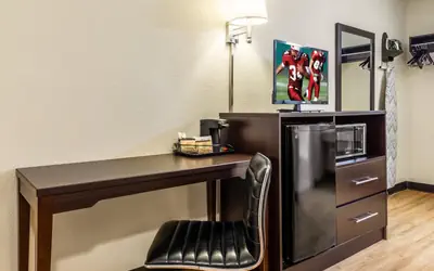 Red Roof Inn Scottsburg