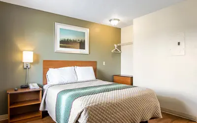 HomeTowne Studios by Red Roof Denver - Lakewood West